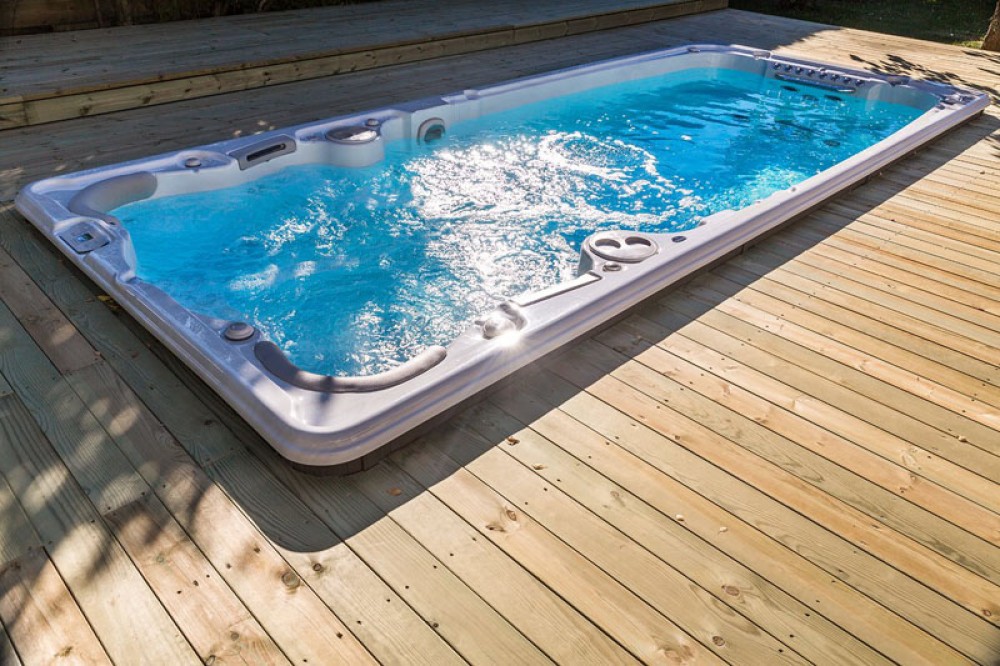 Swim spa installationer fra hydropool hydropool selvrensende ... Rosenbue med bænk
